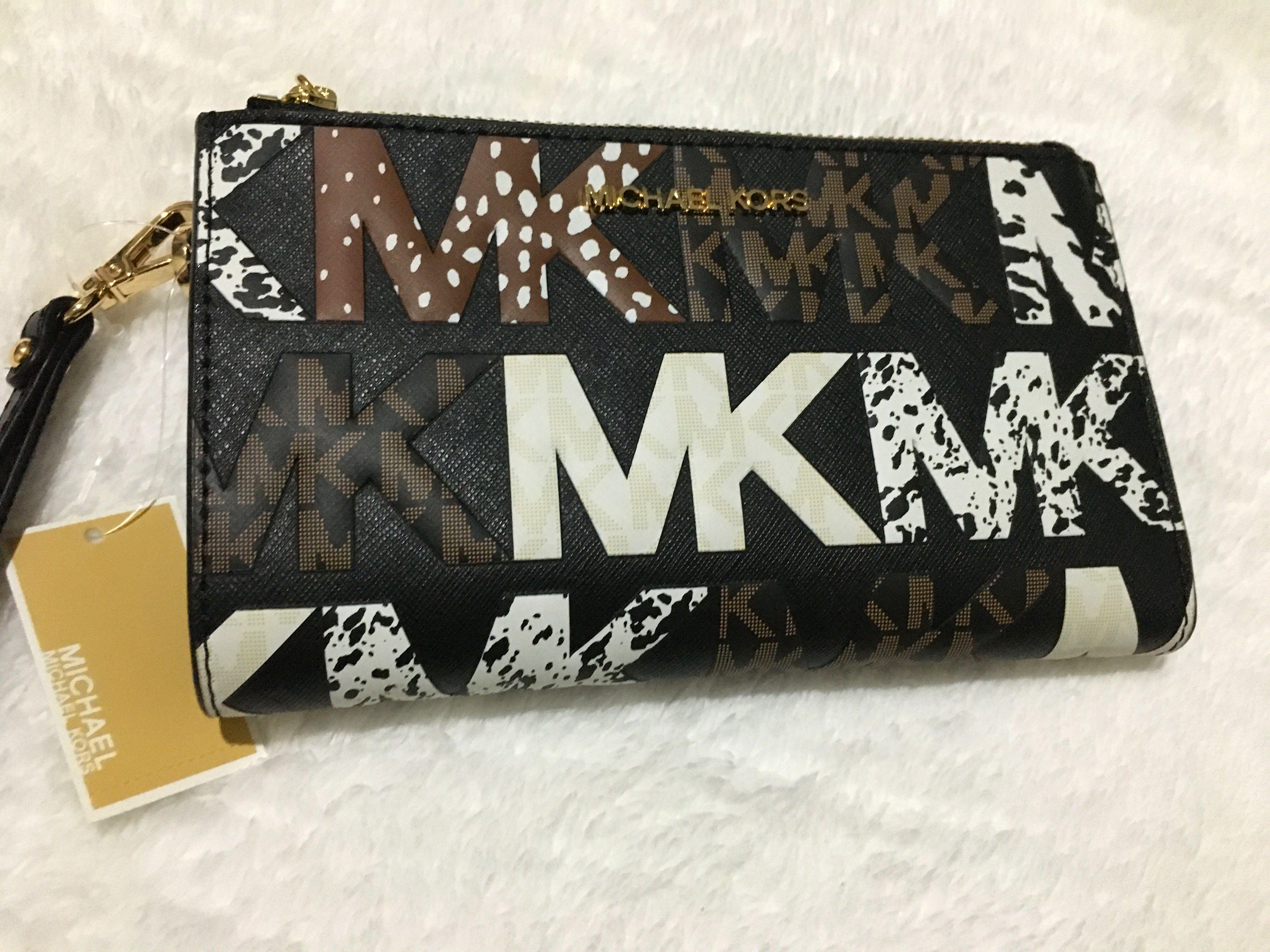 Mk double zip wallet black Clearance
