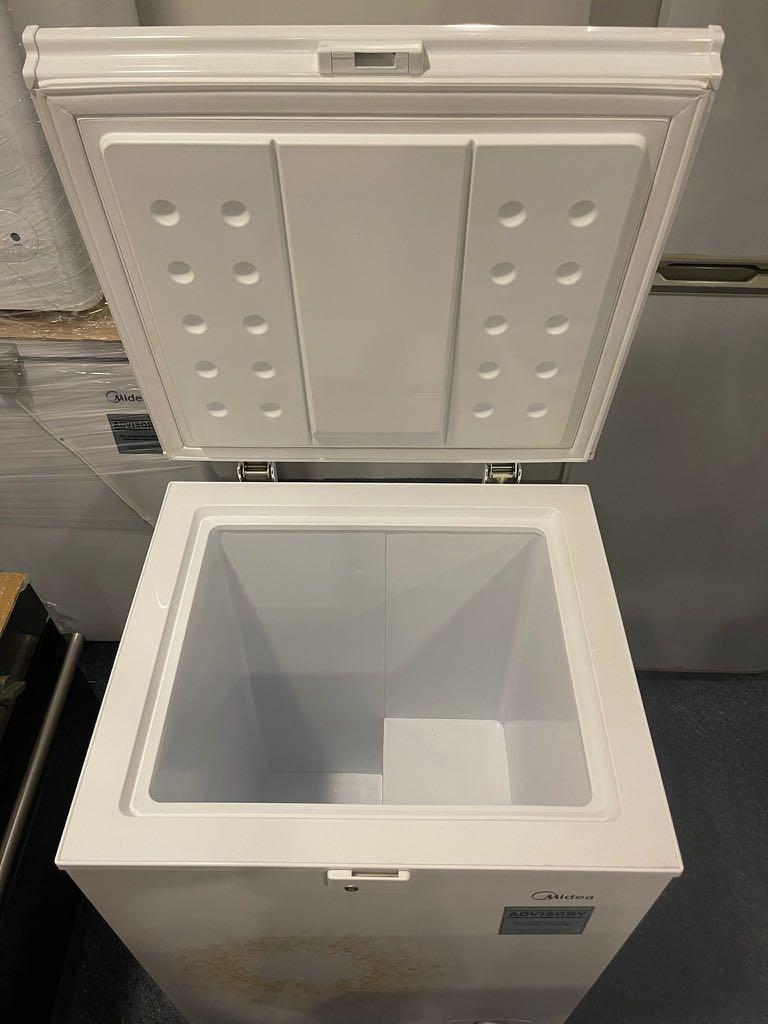 MIDEA MCF129W 99L CHEST FREEZER, TV & Home Appliances, Kitchen