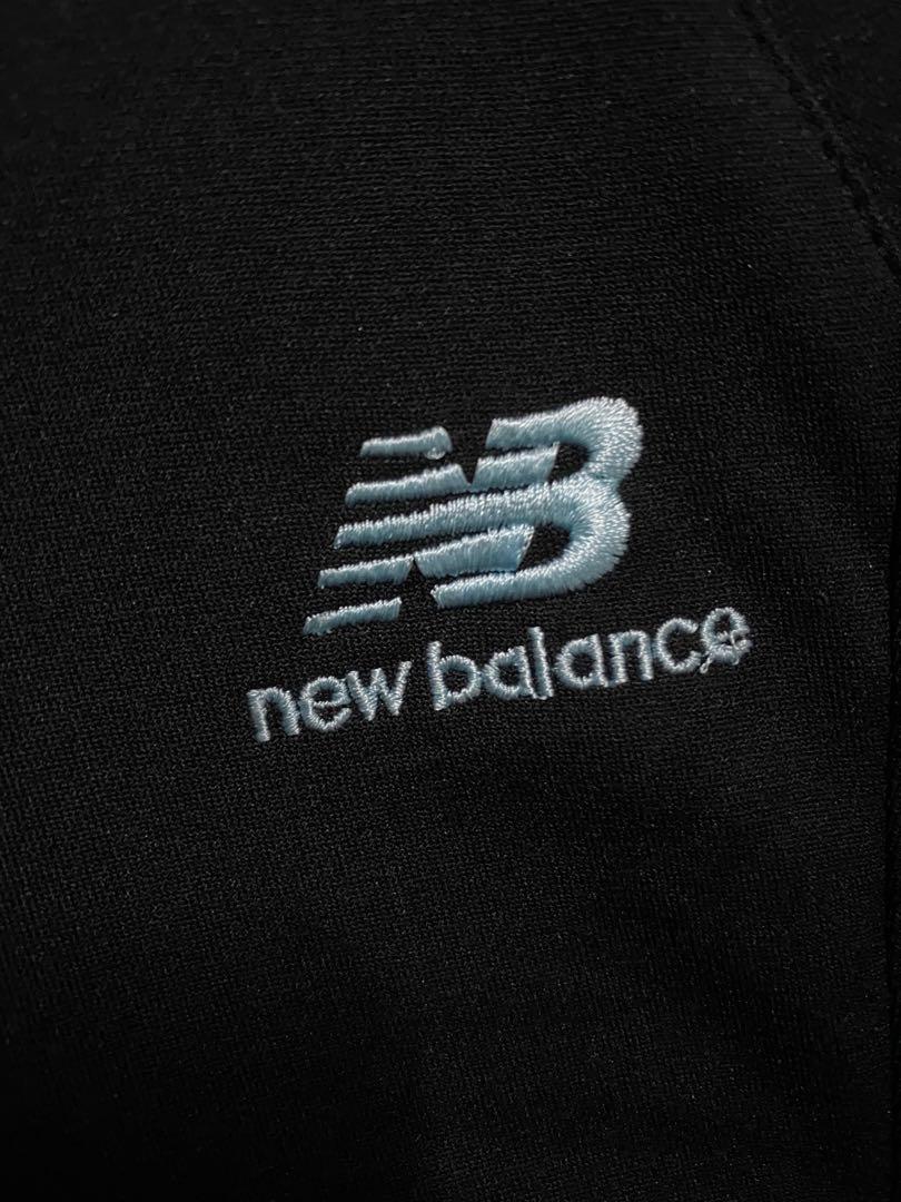 NEW BALANCE Leggings ORIGINAL (S) (Category: Activewear) located in Quezon City. Submitted by evgco (Listing ID 1115453307, Image 2). Description: 💯original New Balance 3/4 leggings In very good condition, like NEW NO Issue ❤️ Nice and comfy to wear. With two side pockets L - 25 inch W - 13 inch (laid flat) See photos for details RFS: Decluttering Loc: Proj 4 QC Payment: GCASH .