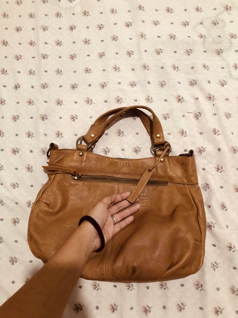 Dakota best sale bag price