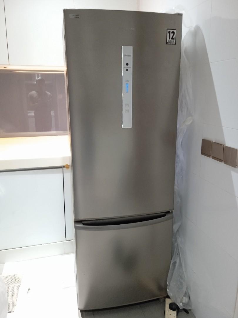 Panasonic 2 door bottom freezer fridge, TV & Home Appliances, Kitchen