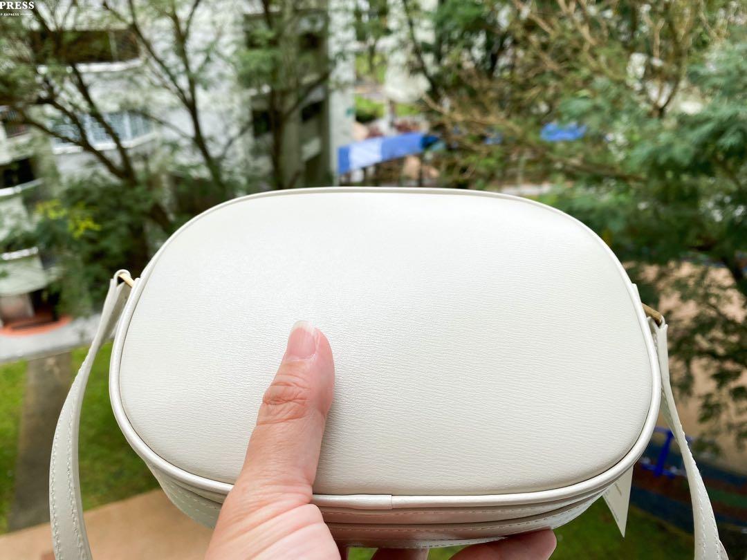 Saint Laurent Le 61 Camera Bag, Luxury, Bags & Wallets on Carousell Saint Laurent Le 61 Camera Bag, Luxury, Bags & Wallets On Carousell