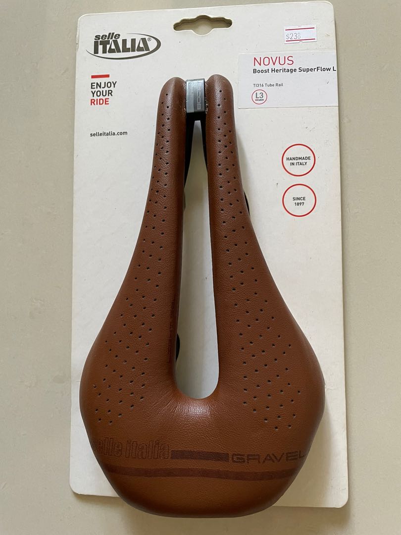 Selle italia novus boost deals gravel heritage superflow saddle