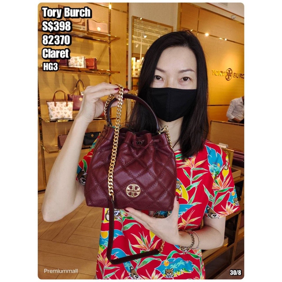Tory Burch Willa Bucket Drawstring Bag in Claret, Luxury, Bags & Wallets on  Carousell