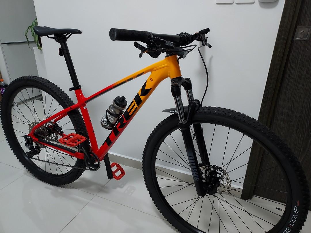 trek marlin 7 details
