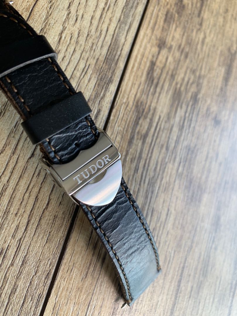 Tudor black on sale bay deployant clasp