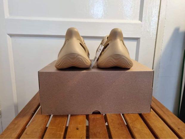WTS Yeezy Foam Runner Ochre, Men's Fashion, Footwear, Sneakers on Carousell