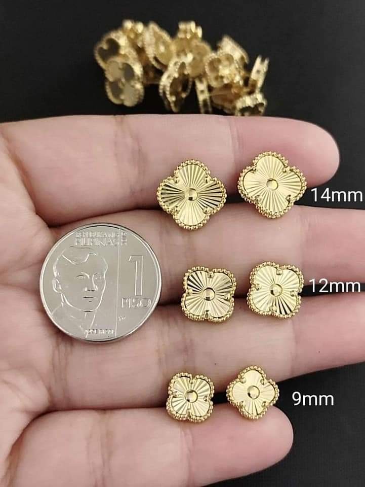 Vca hotsell gold earrings