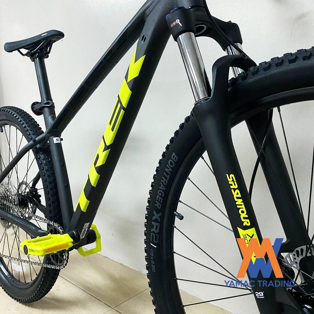 2022 Trek Marlin 6 (Category: Bicycles) located in Manila. Submitted by jomshop (Listing ID 1115606778, Image 3). Description: 2022 Trek Marlin 6 Limited Edition Matte Dinister Black On hand Ready Stock💯 Brand New💯 Free Delivery COD within Metro Manila💯 - Frame: Alpha Silver Aluminum Frame with Internal Cable Routing - Group Set: Shimano Deore 1X10 Speed Long Cage With Clutch - Brake Set: Tektro Hydraulic Disc - Wheel Set: Bontrager Connection