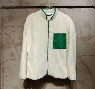 （分類：）位於 。 由 crazoutlet 提交（商品編號 1115525037，圖片 1）。簡介： 。