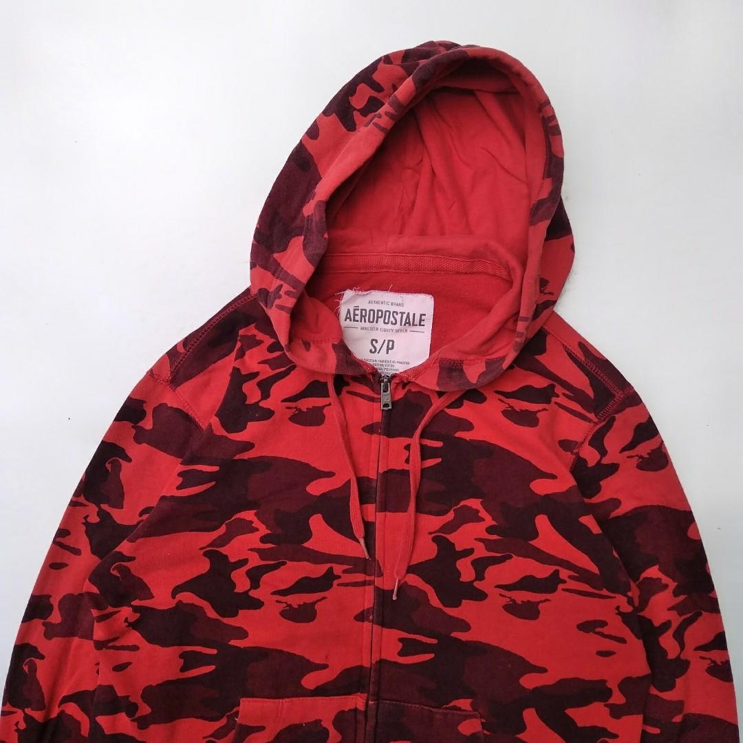 Aeropostale top camo hoodie