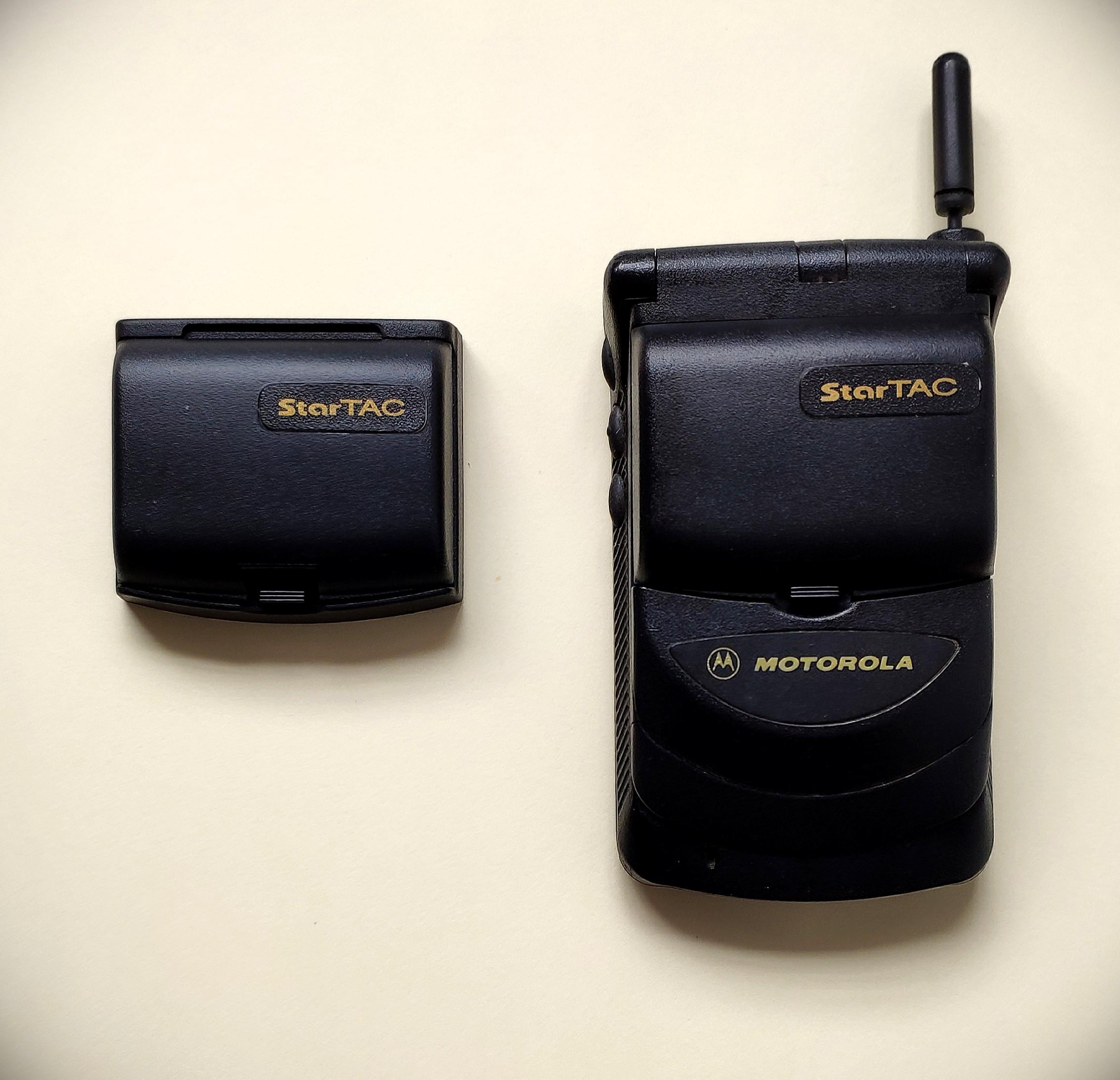 Motorola社製 StarTAC コレクション品 1997年製 - スマートフォン/携帯電話