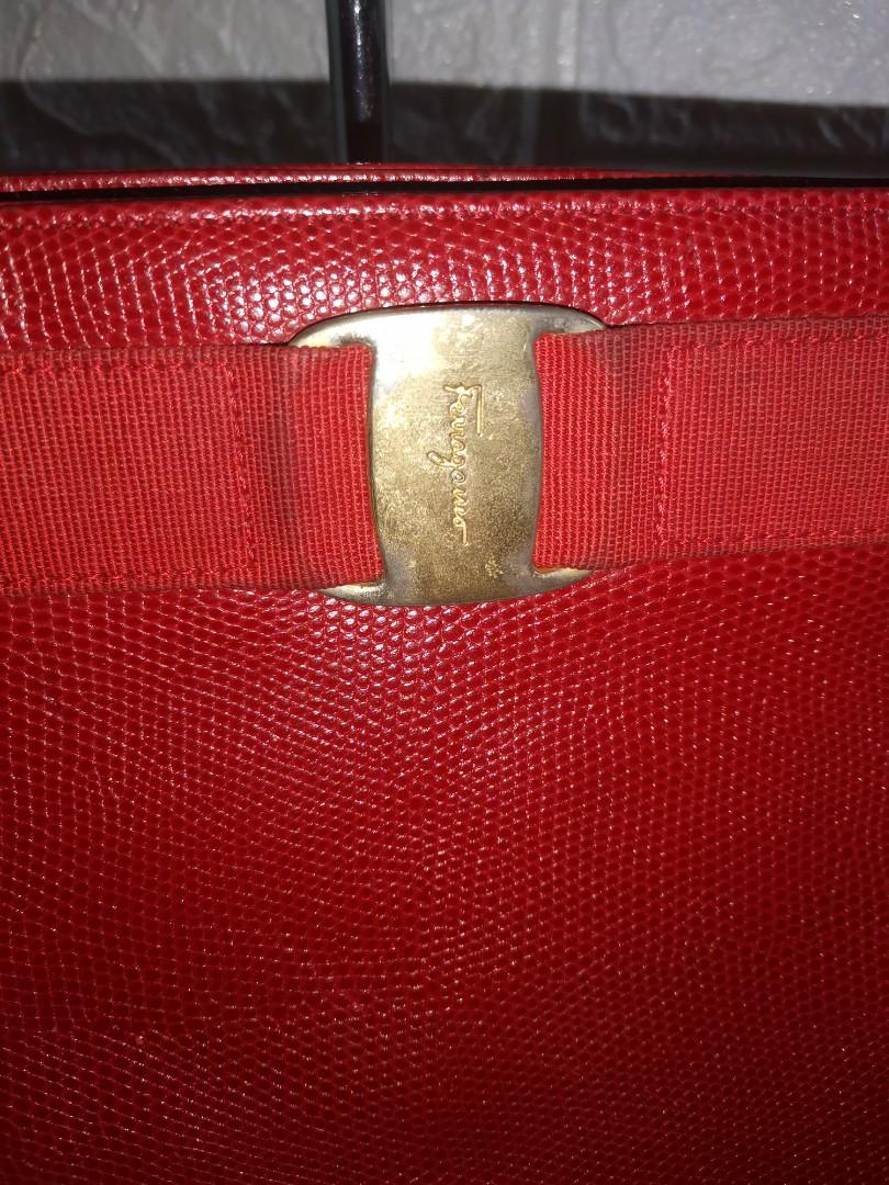 Authentic Salvatorre Ferragamo bag (Category: Luxury Bags & Wallets) located in Quezon City. Submitted by emsparkle (Listing ID 1115499264, Image 2). Description: Go to bag by Ferragamo Sign of usage only Lizard leather.