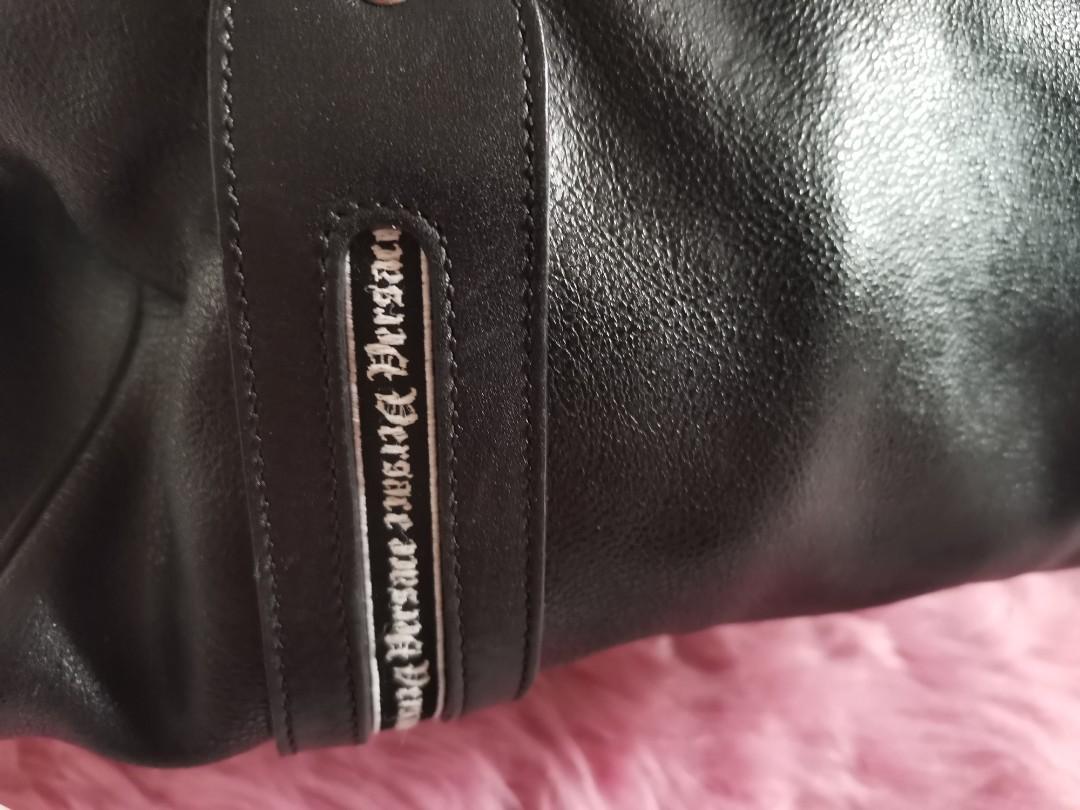 Authentic Versace Bag (Category: Luxury Bags & Wallets) located in Quezon City. Submitted by emsparkle (Listing ID 1115497614, Image 2). Description: Almost new Kili2 bag Pass to lowballers.