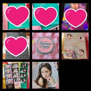 BLACKPINK extra merch