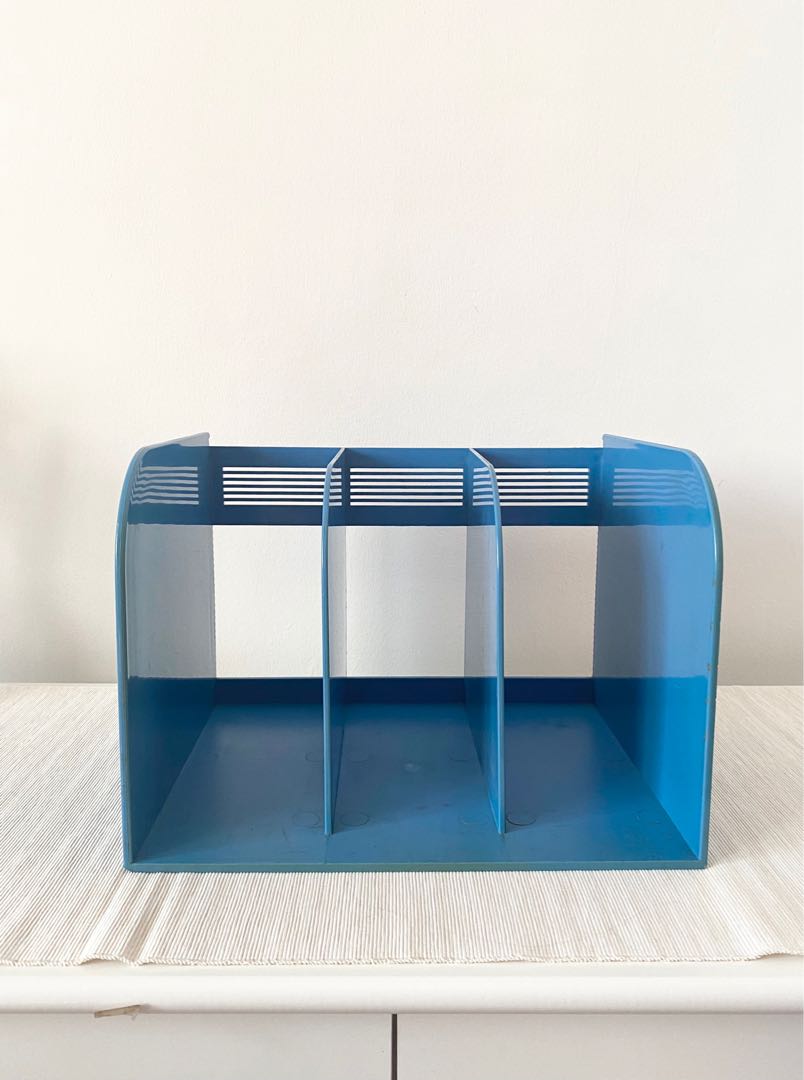 Book shelf, book separator, book holder, magazine holder, file holder
