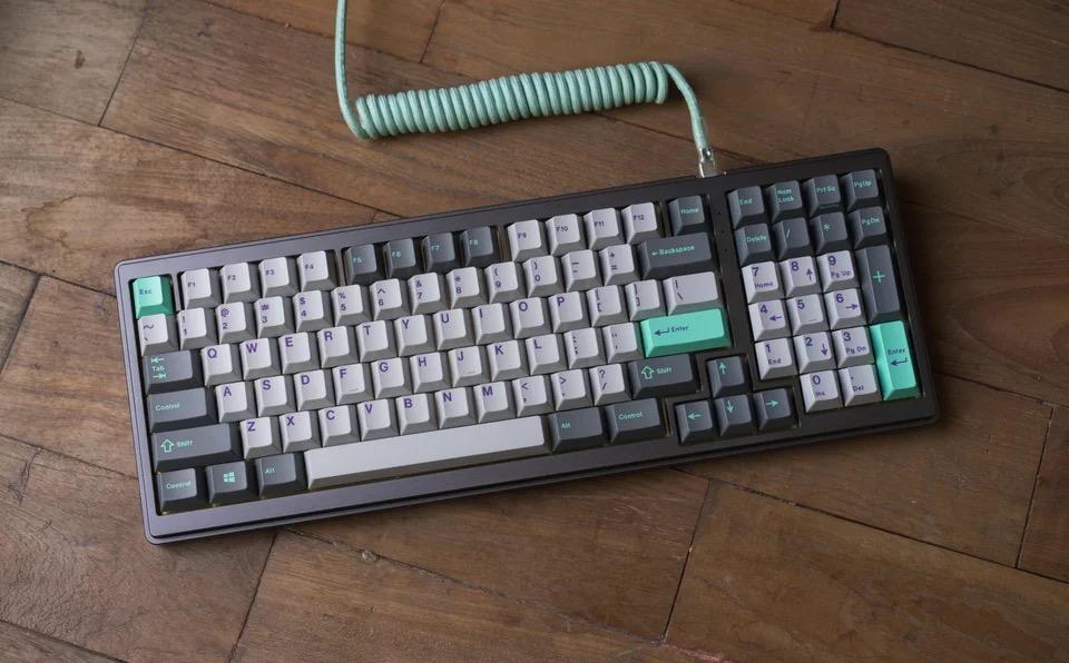 Gmk hyperfuse origins r2 Carousell