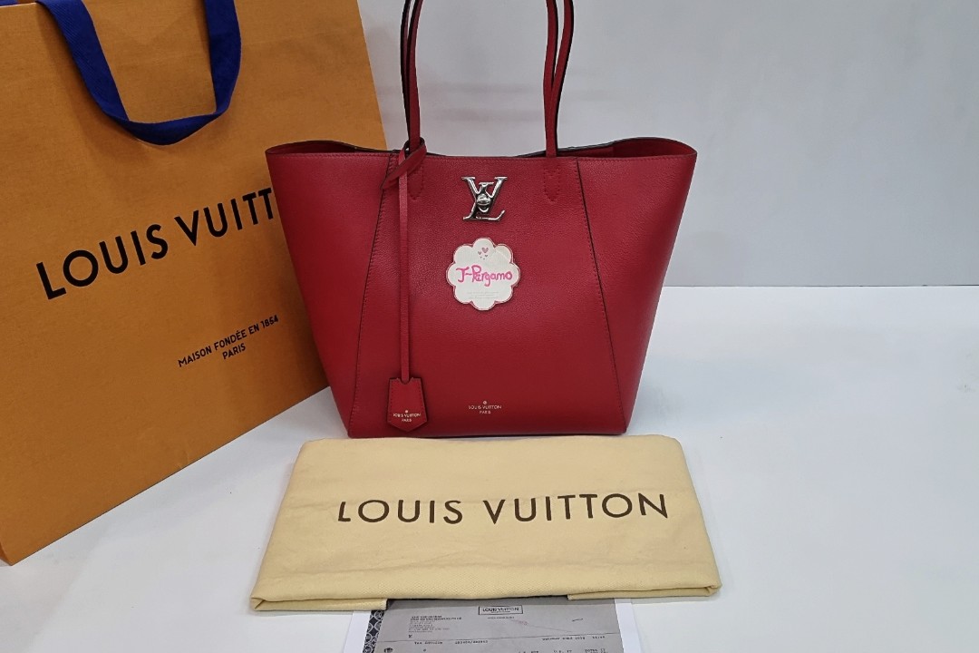 Louis Vuitton LockMe Cabas Tote Bag Pink Navy blue Leather ref