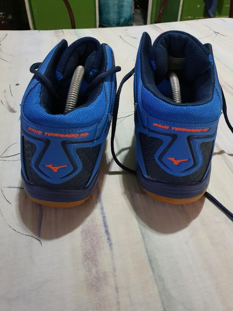 Mizuno Wave Tornado X2 Men s Fashion Footwear Sneakers on Carousell