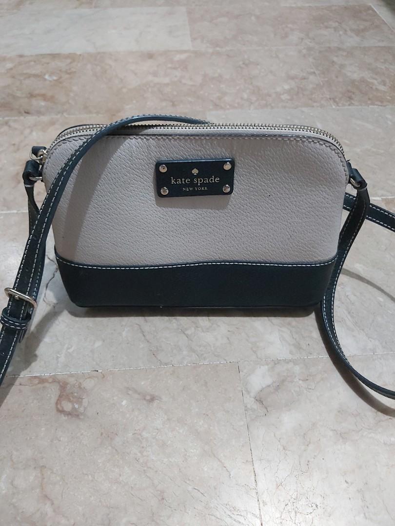 Original Kate Spade sling Bag (Category: Shoulder Bags) located in Quezon City. Submitted by kimpossibleme (Listing ID 1115651743, Image 1). Description: Minor signs of usage. RFA: Not using anymore. I barely go out, when I do, I bring big bags for convenience..
