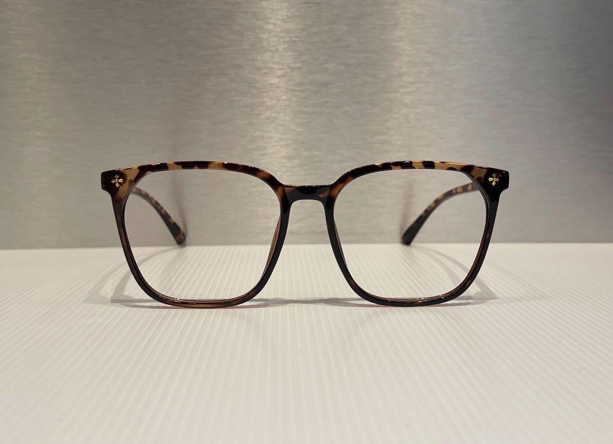 Oversized tortoiseshell square plastic frames, Women's Fashion, Watches