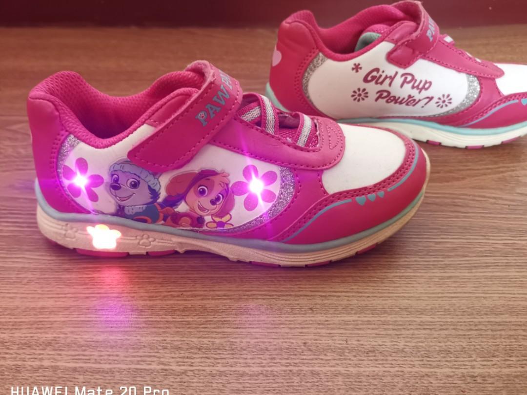 Paw patrol light up girls best sale shoes