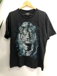 t-shirts white tiger print front back