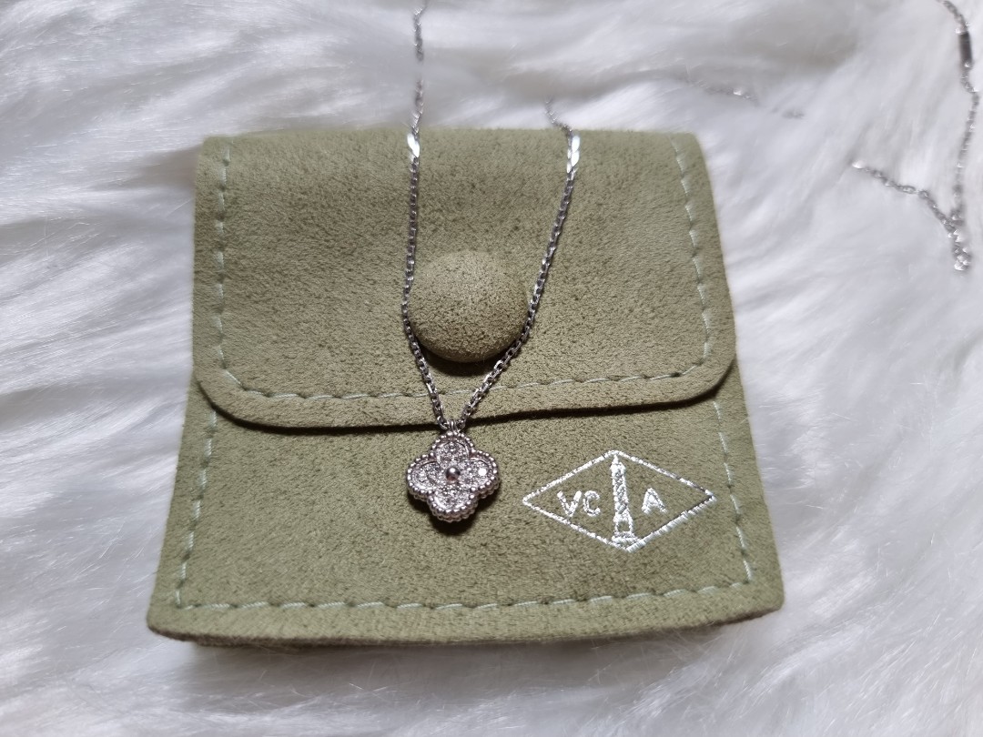 Van cleef and best sale arpels alhambra diamond necklace