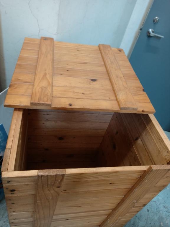 Wooden crate with lid storage, Furniture & Home Living, Furniture
