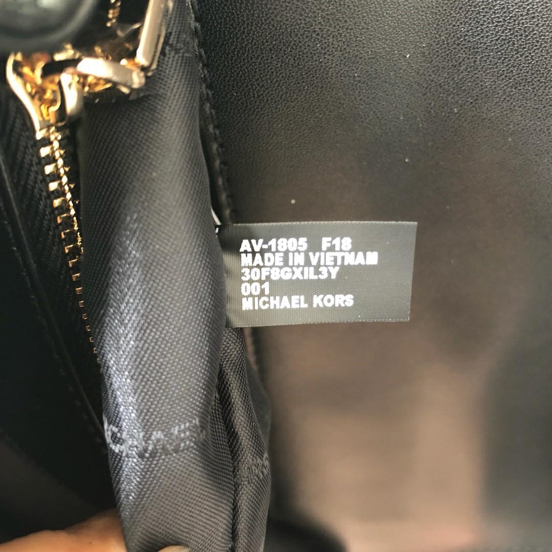 BN Michael Kors Shoulder Bag
