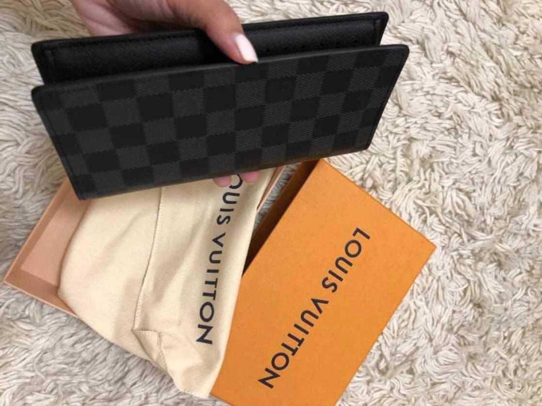 Brazza. Mens wallet new (Category: Luxury Bags & Wallets) located in Bauang. Submitted by rjae07 (Listing ID 1115679130, Image 3). Description: New with no receipt Complete.