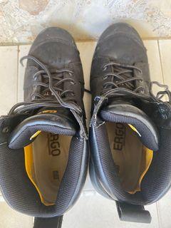 Caterpillar boots