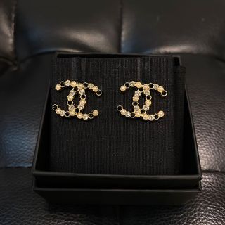 （分類：）位於 。 由 allyylux 提交（商品編號 1115821429，圖片 1）。簡介： 。
