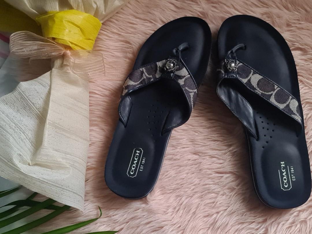 Coach jolie flip flops 2025