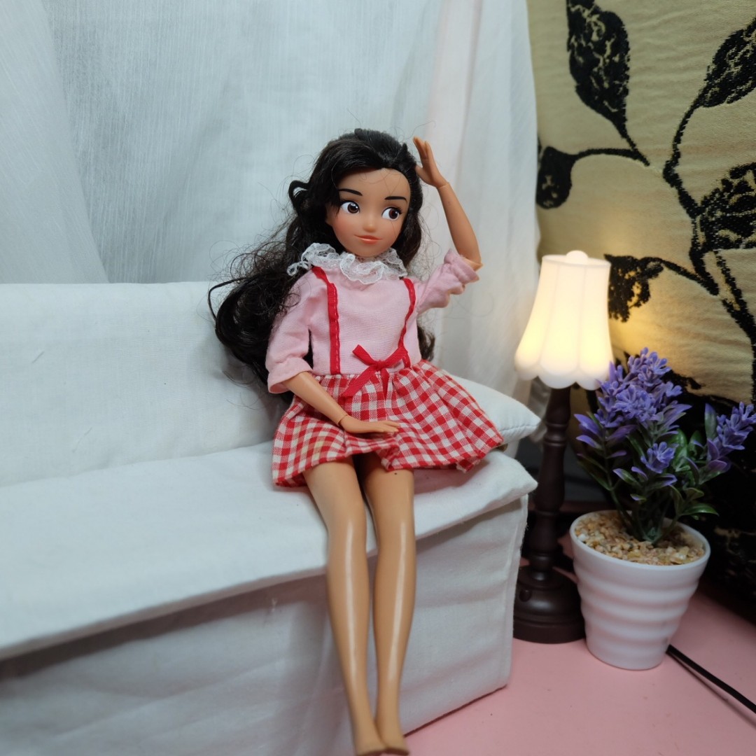 Elena and shop isabel doll