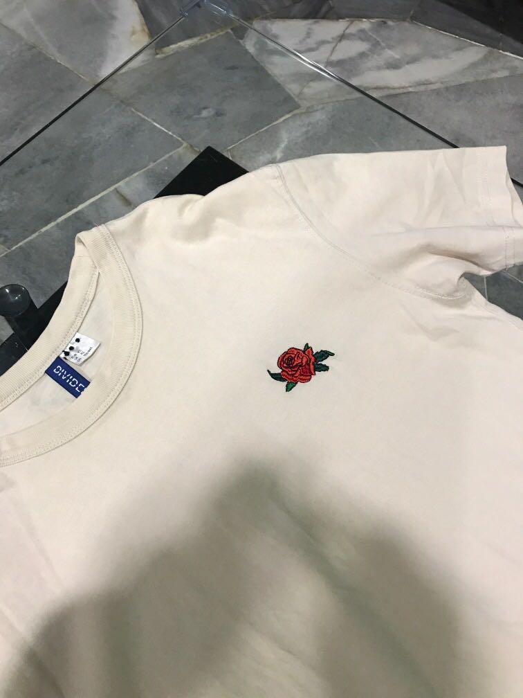 T shirt with hot sale rose embroidery