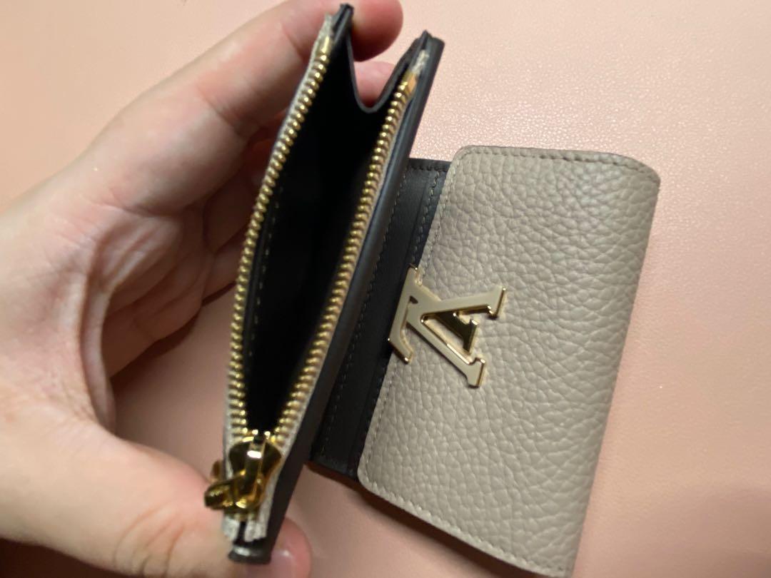 Louis Vuitton Capucines XS Wallet LV 細銀包, 名牌, 手袋及銀包- Carousell