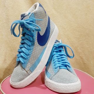 (Category: ) located in . Submitted by firdashoes (Listing ID 1115779005, Image 1). Description: .