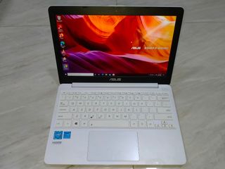 (Kategori: ) berada di . Dikirim oleh pikachu2x (ID iklan 1115760442, Gambar 1). Deskripsi: .