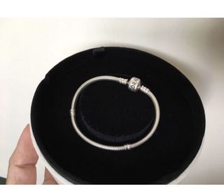 Pandora 17cm 蛇鏈台中新光購入 名牌精品 精品配件在旋轉拍賣