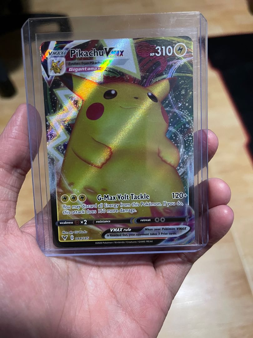 PIKACHU VMAX (044/185)