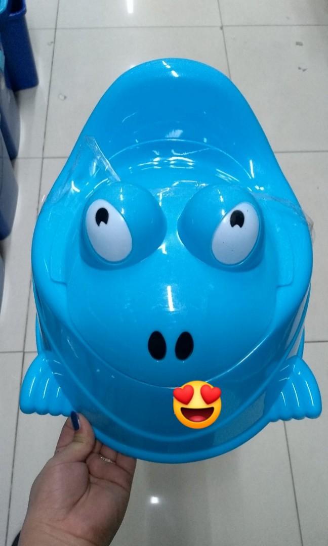 POTTY TRAINER (FROG) (Category: Toilet Training) located in Quezon City. Submitted by Floravbels (Listing ID 1115821800, Image 2). Description: .