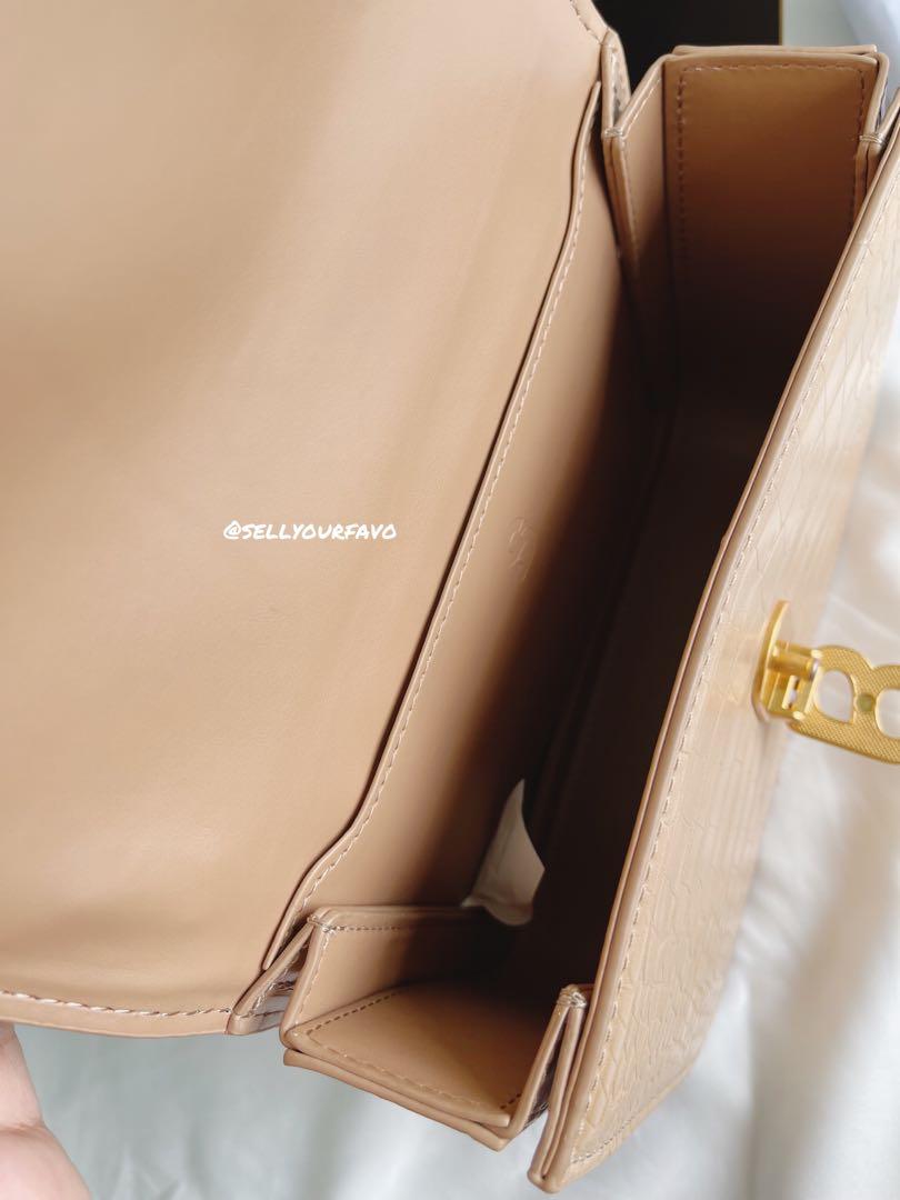 RARE ITEM! AUDREY BAG buttonscarves original, Fesyen Wanita, Tas & Dompet  di Carousell