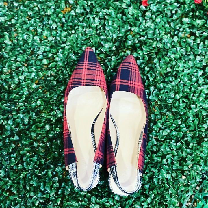 Red plaid womens shoes top