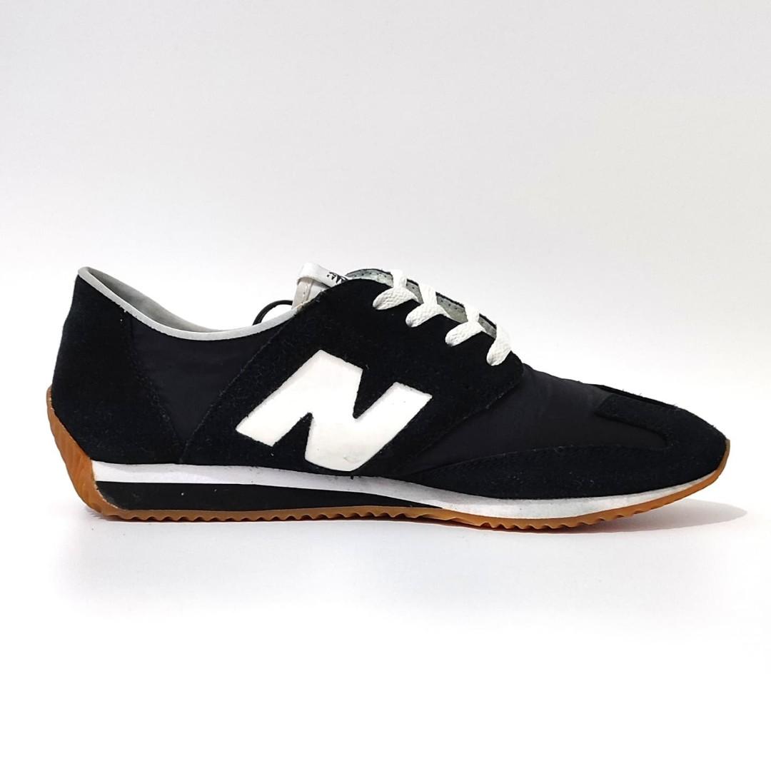 Sepatu New Balance 320 Second Original, Fesyen Pria, Sepatu Sneakers di  Carousell