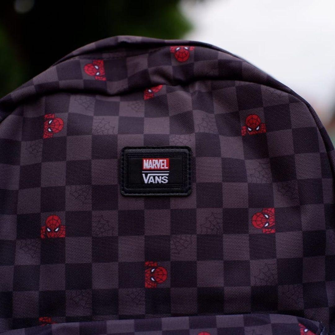 VANS X SPIDERMAN BACKPACK CHECKERBOARD BNWT Fesyen Pria Tas