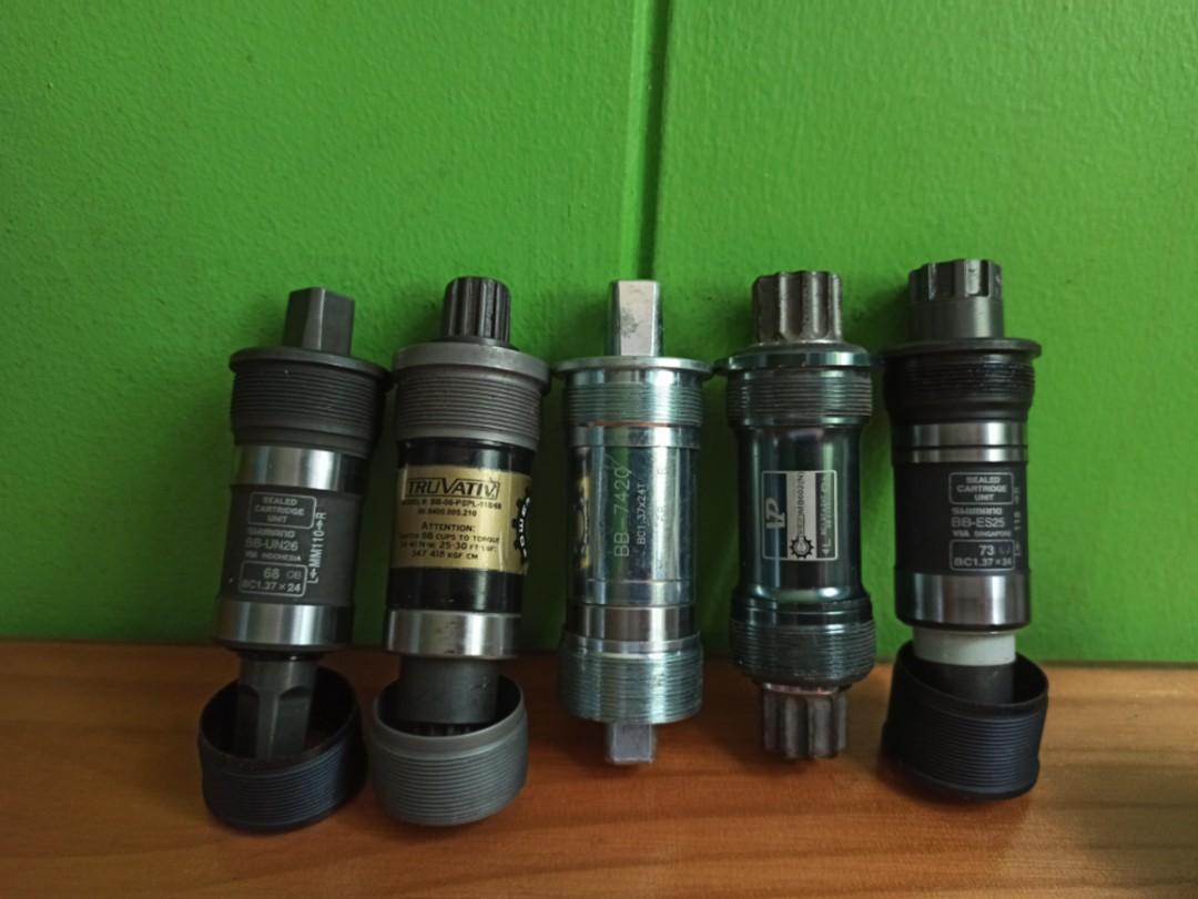 VP Truvativ Shimano FSA Bottom Bracket Sports Equipment Bicycles