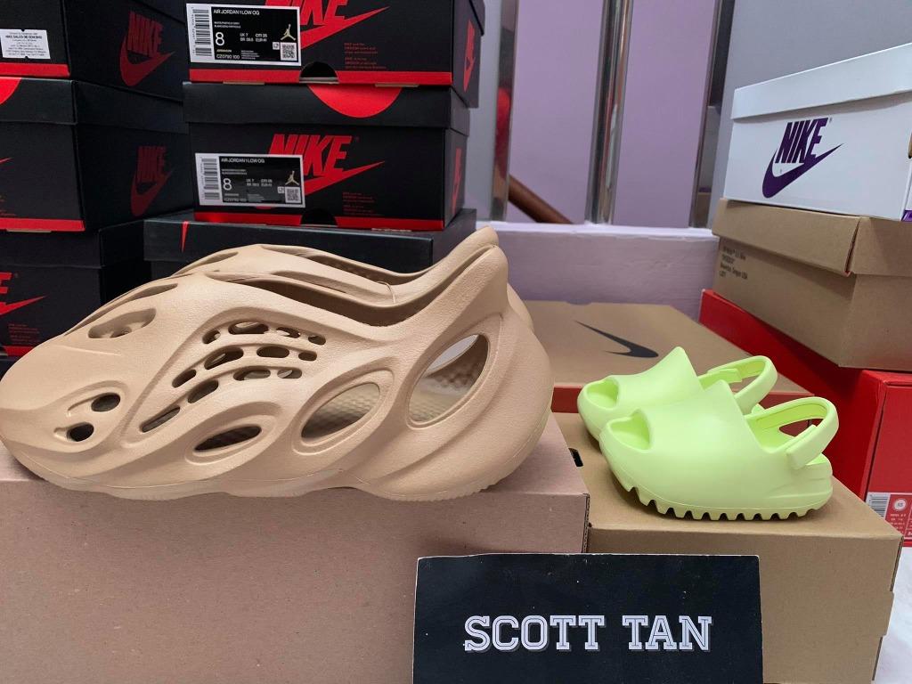 WTS Yeezy Foam Runner Orchre Yeezy Slides Glow Green