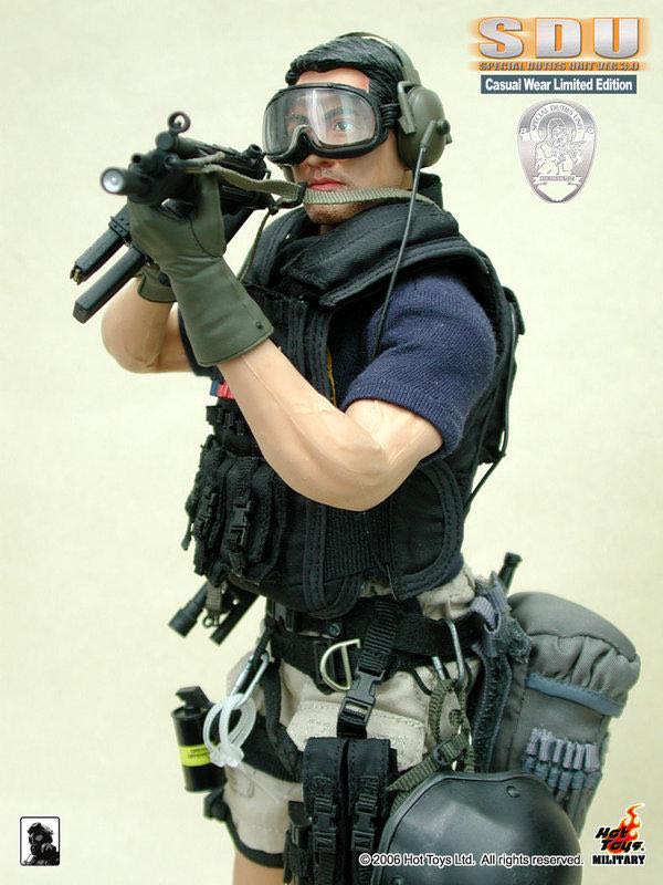 16__sdu__hottoys_hot_toys_ente