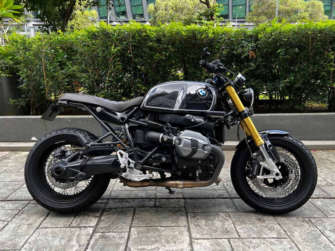 R9t roadster best sale
